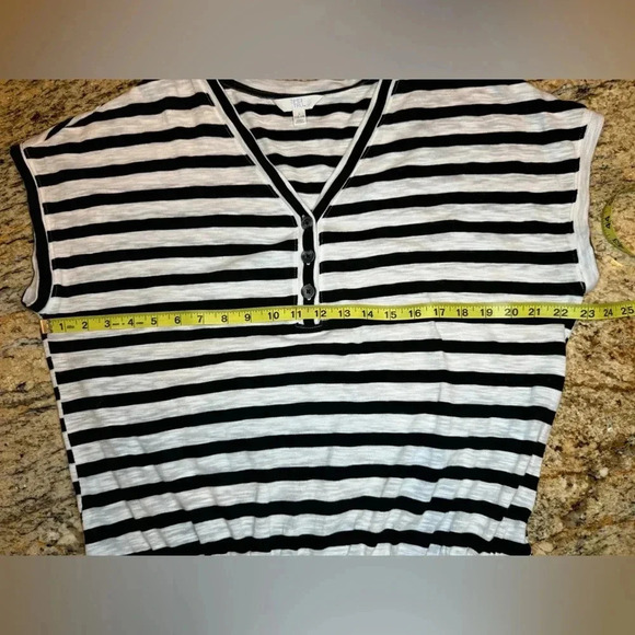 Time & Tru Black/White Stripe Shortall Romper Women's Size Large (12-14) - Picture 7 of 7